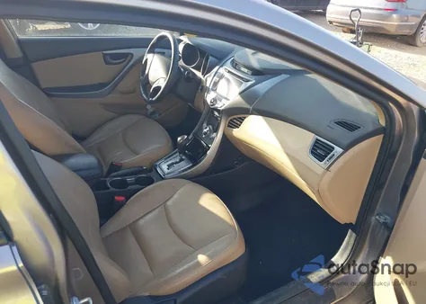 2013 Hyundai Elantra Limited z USA, uszkodzony, nr VIN 5NPDH4AE9DH200394